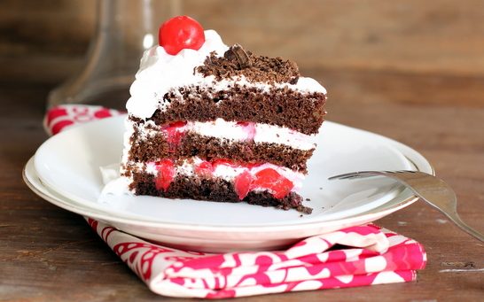 black-forest-pastry-giriraj-baker's